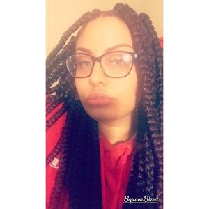 Meet your Posher, Nathaly